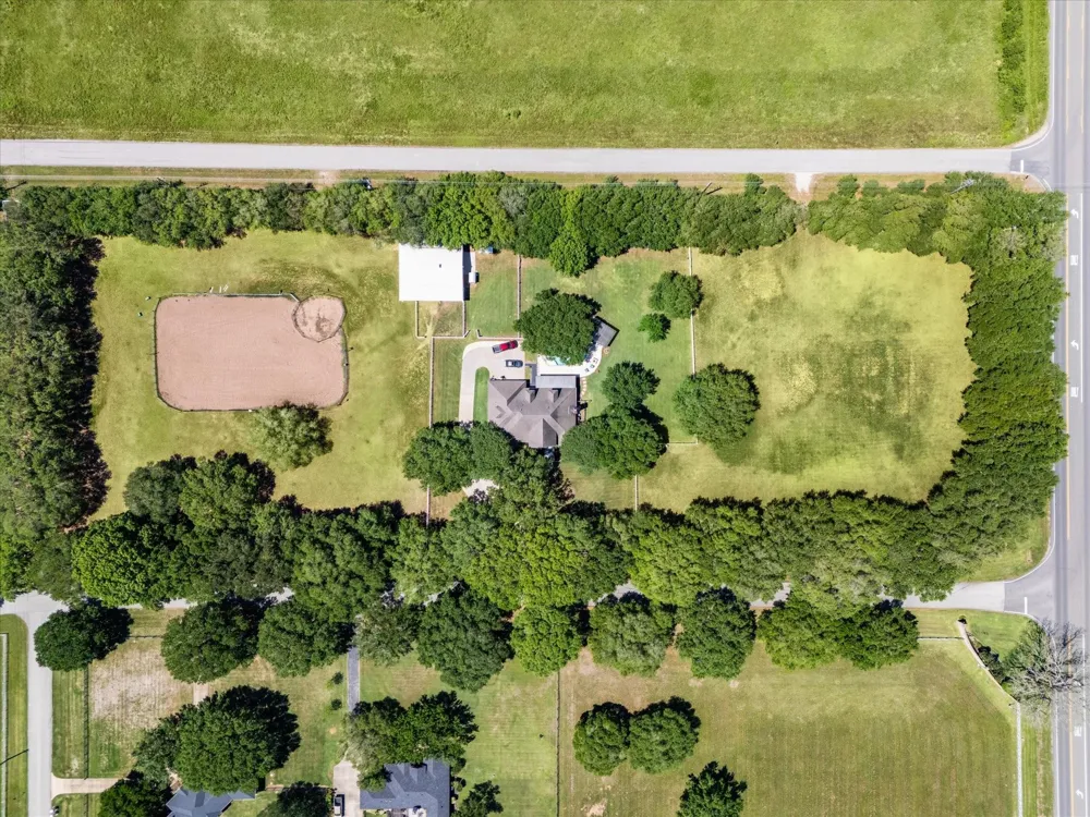 4425 Glenwood Drive Richmond, TX 77406