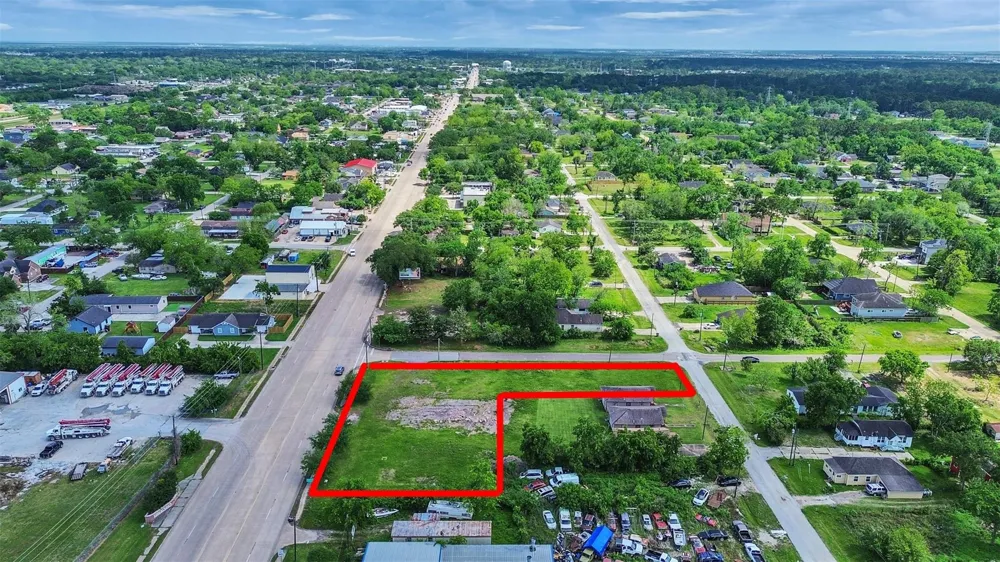 2020 Highway 3 Dickinson, TX 77539