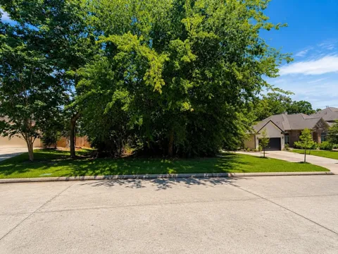 13422 Raintree Drive
