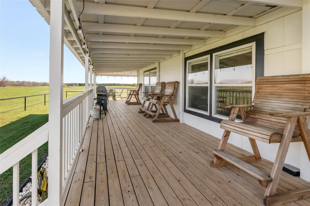 11581 County Road 419 Navasota, TX 77868