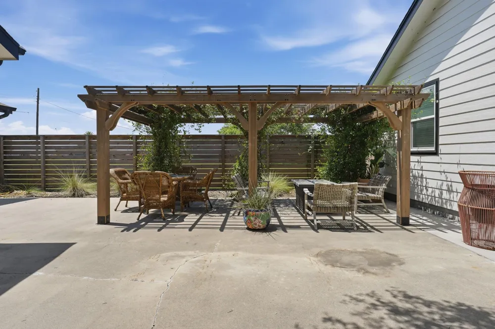 1029 Lady Claire Street Rockport, TX 78382