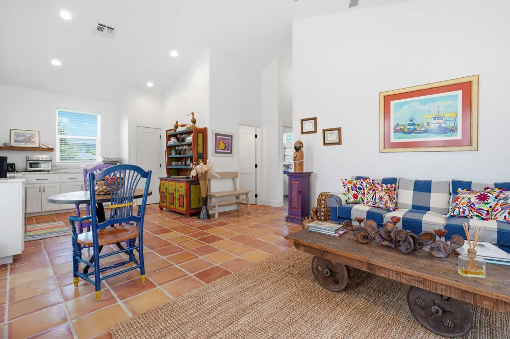 1029 Lady Claire Street Rockport, TX 78382