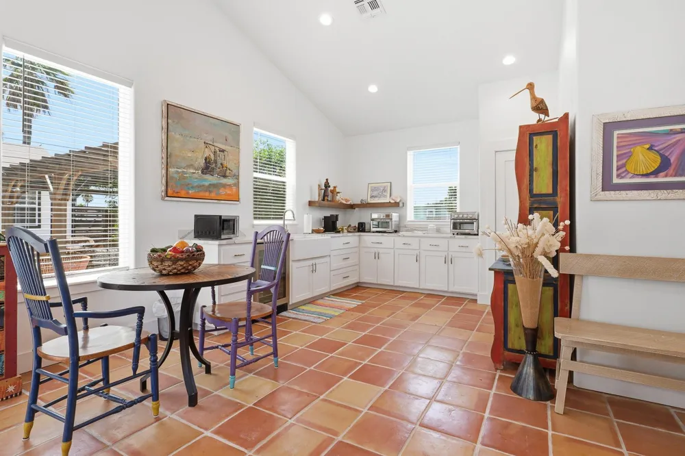 1029 Lady Claire Street Rockport, TX 78382