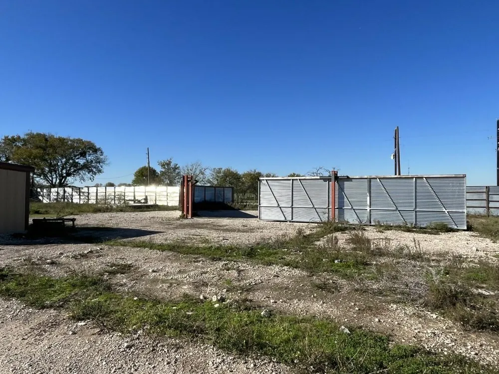 36847 0002 Richard Frey Road Drive Hempstead, TX 77445