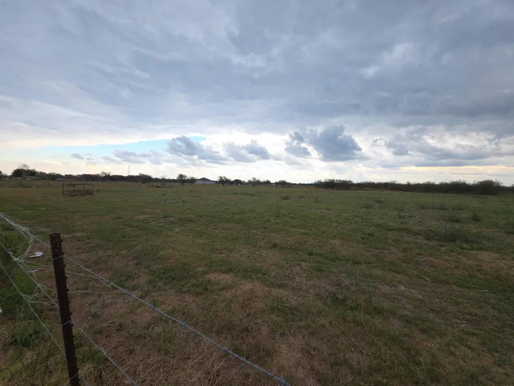 36847 0002 Richard Frey Road Drive Hempstead, TX 77445