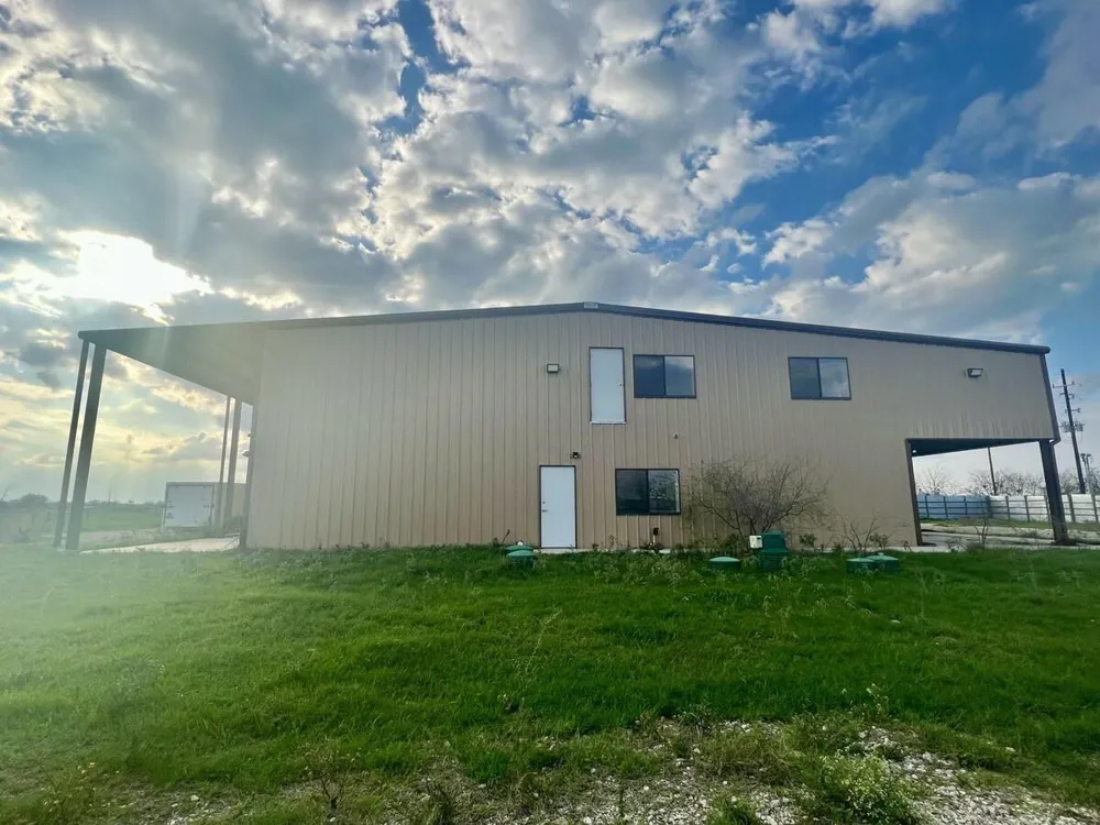 36847 0002 Richard Frey Road Drive Hempstead, TX 77445
