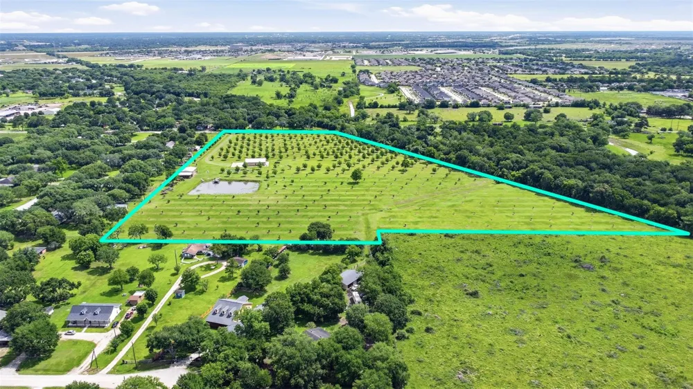 2740 Wehring Road Rosenberg, TX 77471