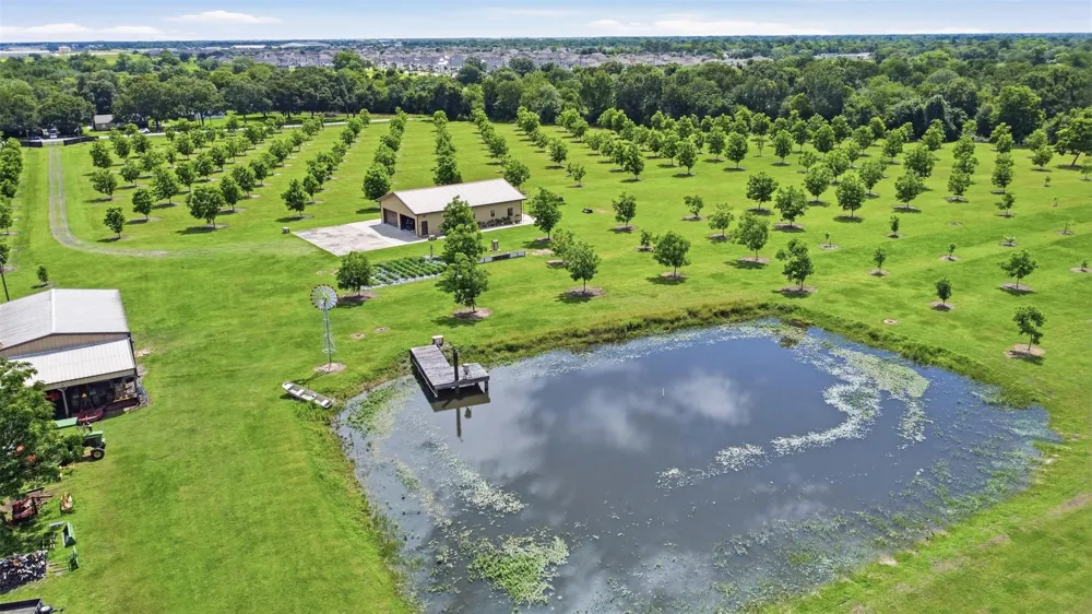 2740 Wehring Road Rosenberg, TX 77471