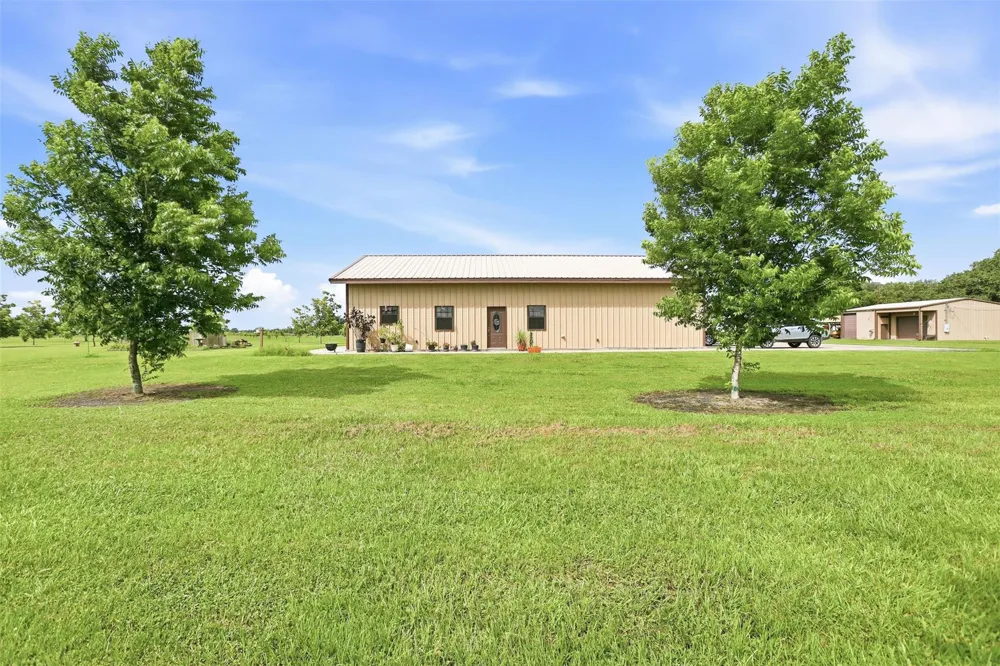 2740 Wehring Road Rosenberg, TX 77471