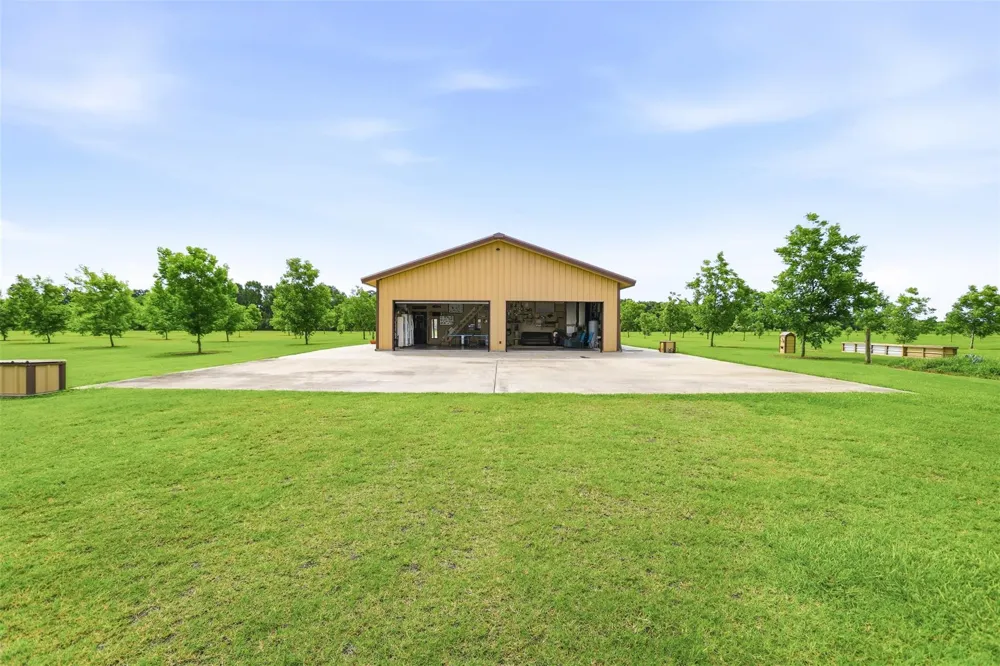 2740 Wehring Road Rosenberg, TX 77471