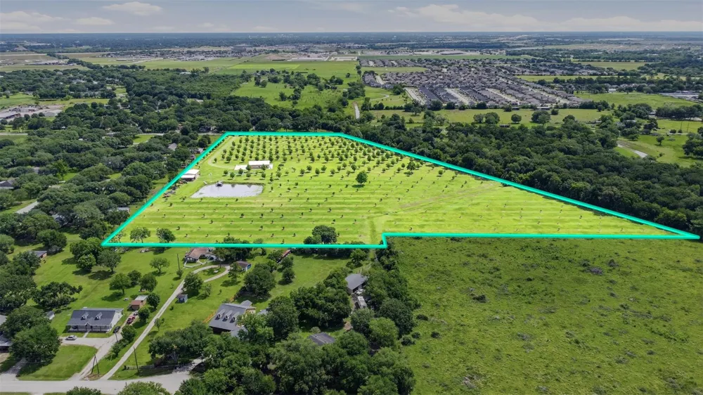 2740 Wehring Road Rosenberg, TX 77471