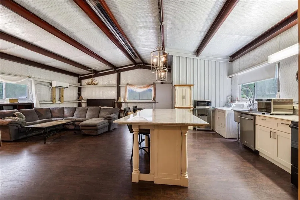 16375 Grand Flower Road Plantersville, TX 77363