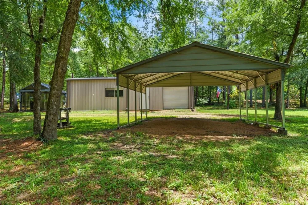 16375 Grand Flower Road Plantersville, TX 77363