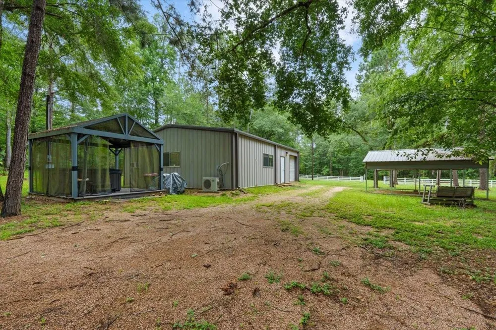 16375 Grand Flower Road Plantersville, TX 77363