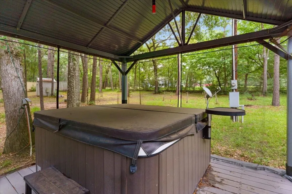 16375 Grand Flower Road Plantersville, TX 77363