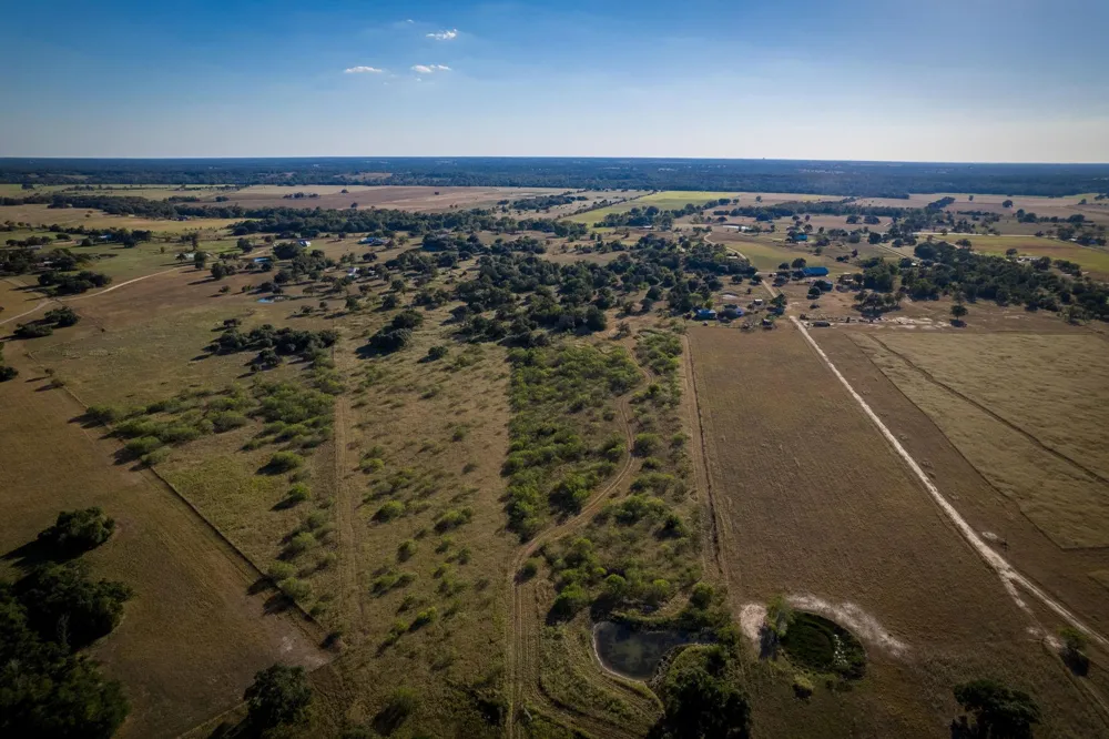 1625 Shaws Bend Road Columbus, TX 78934