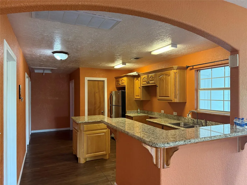 127 Metzwright Drive Anahuac, TX 77514