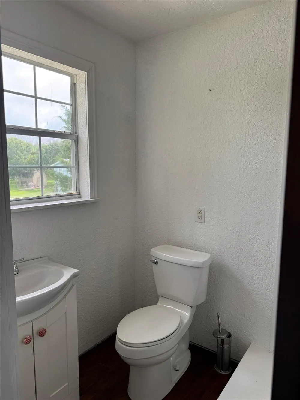 127 Metzwright Drive Anahuac, TX 77514