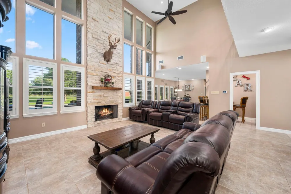 19245 Fm 442 Road Boling, TX 77420