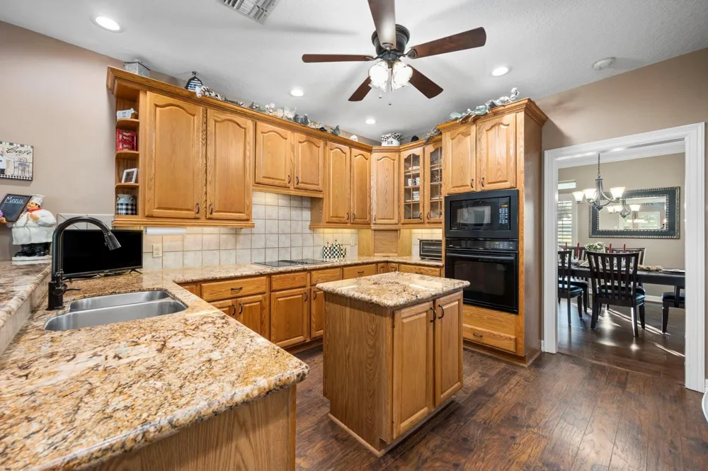 19245 Fm 442 Road Boling, TX 77420