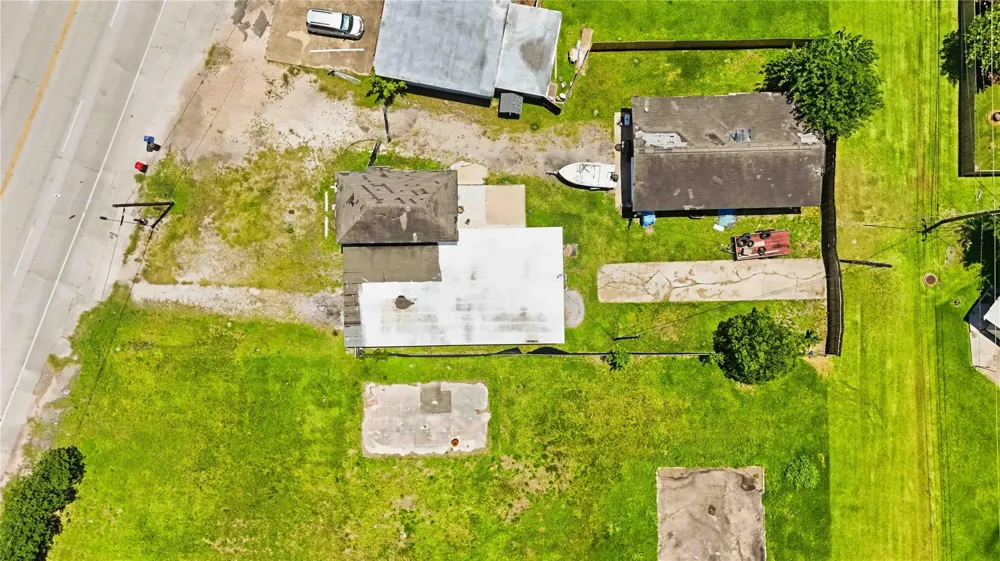 6105 Bayway Drive Baytown, TX 77520