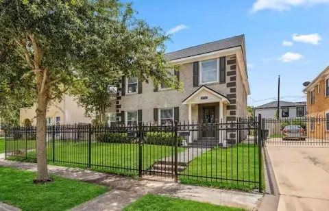 2714 Palm Street #2