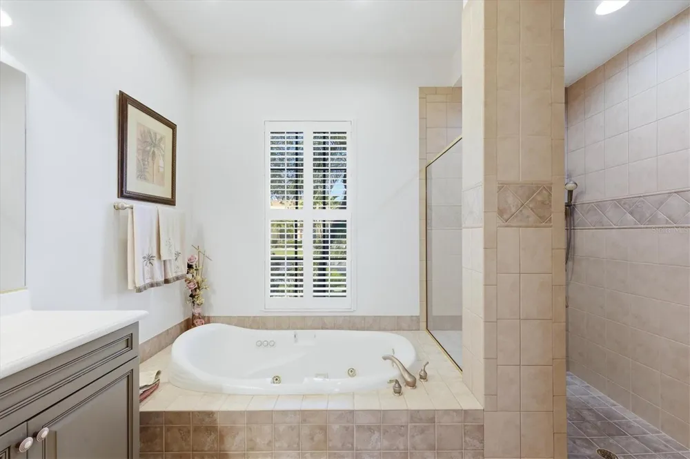 815 TROPEZ LANE Venice, FL 34292