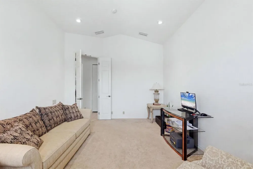 815 TROPEZ LANE Venice, FL 34292
