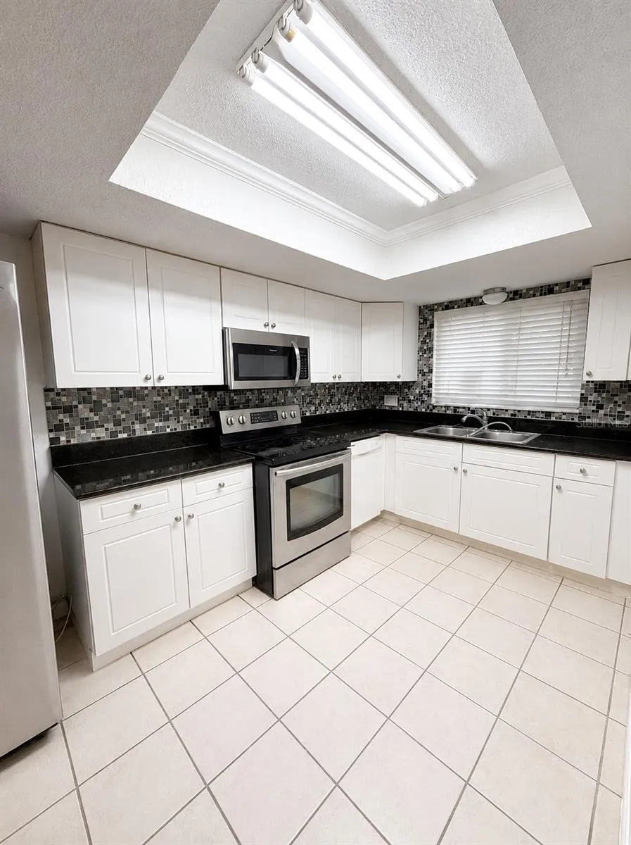 3870 MISSION DRIVE #6 Jacksonville, FL 32217