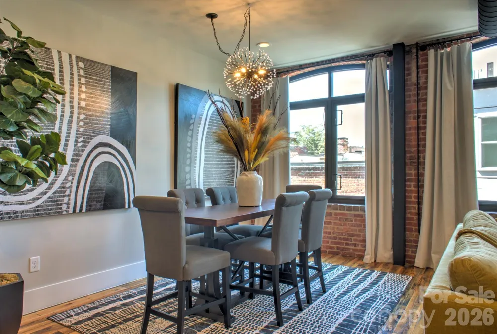 17 Market Street #202 Asheville, NC 28801