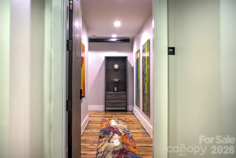 17 Market Street #202 Asheville, NC 28801