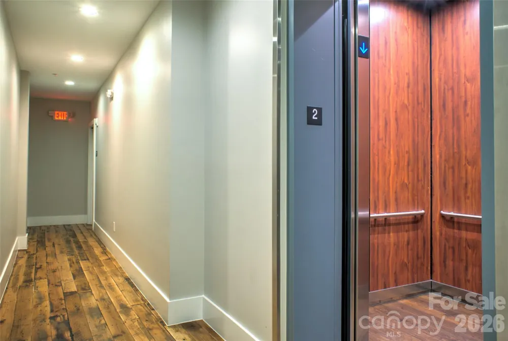 17 Market Street #202 Asheville, NC 28801