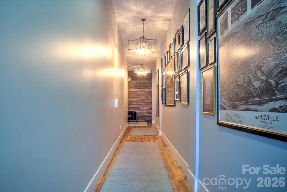17 Market Street #202 Asheville, NC 28801