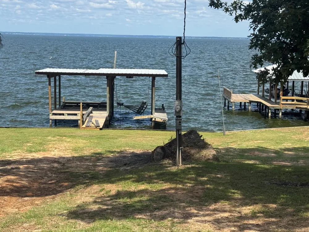 175 Sam Houston Loop Point Blank, TX 77364
