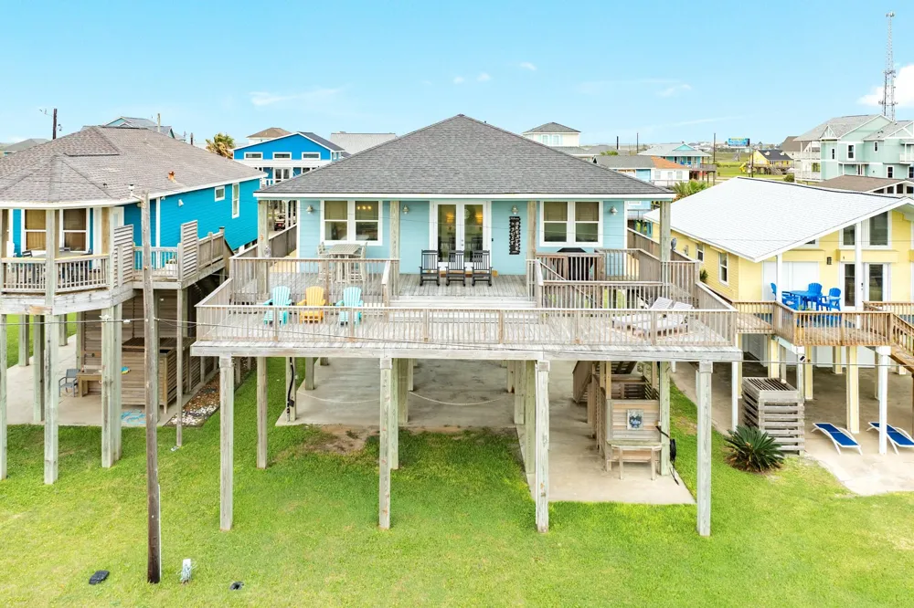 12888 Buccaneer Road Freeport, TX 77541