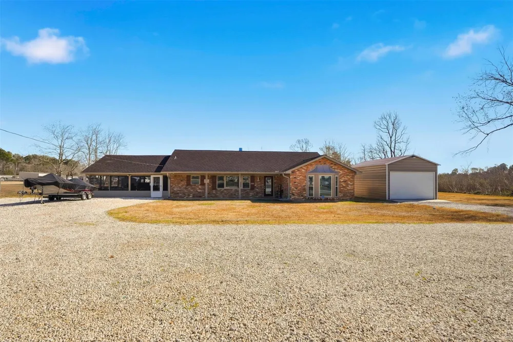 25916 Fm 2100 Road Huffman, TX 77336