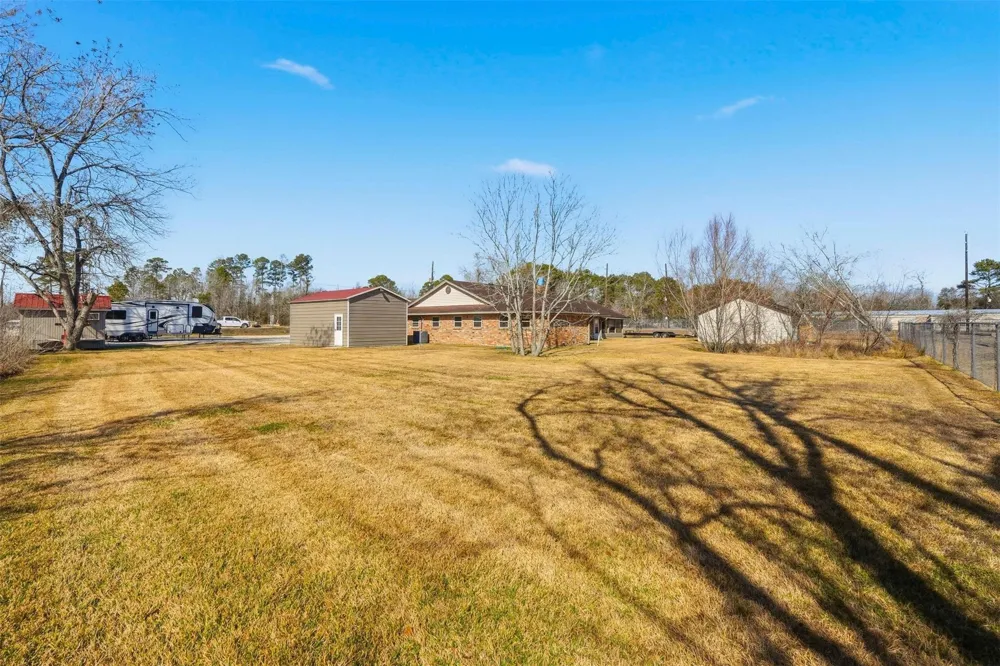 25916 Fm 2100 Road Huffman, TX 77336