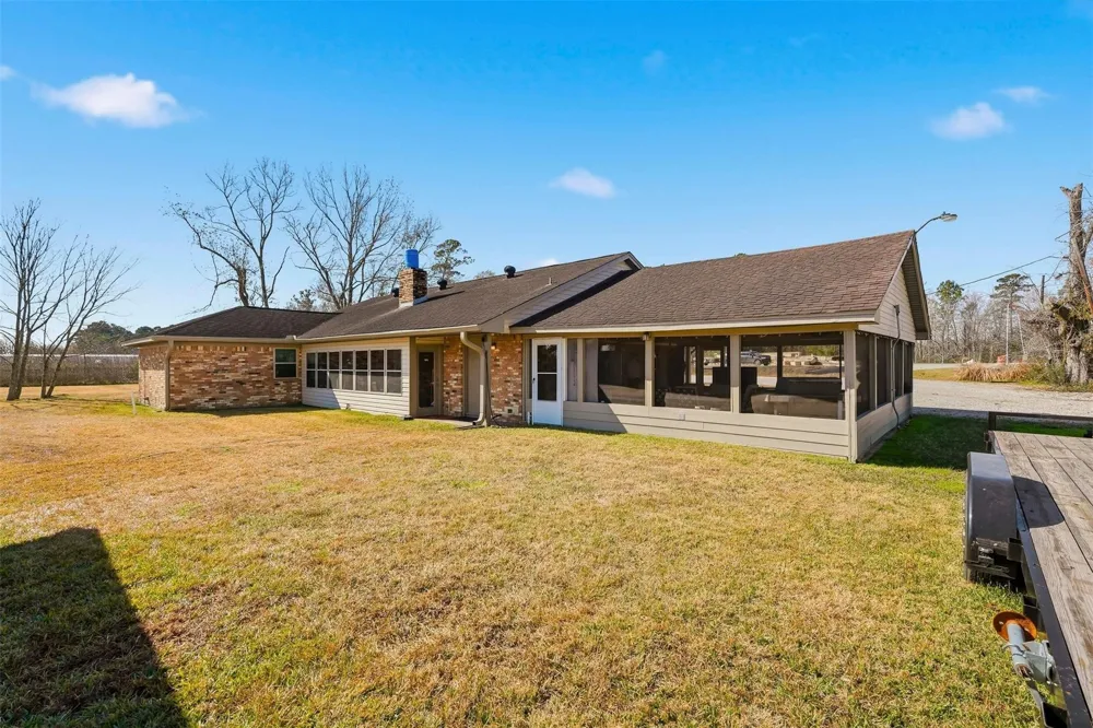25916 Fm 2100 Road Huffman, TX 77336