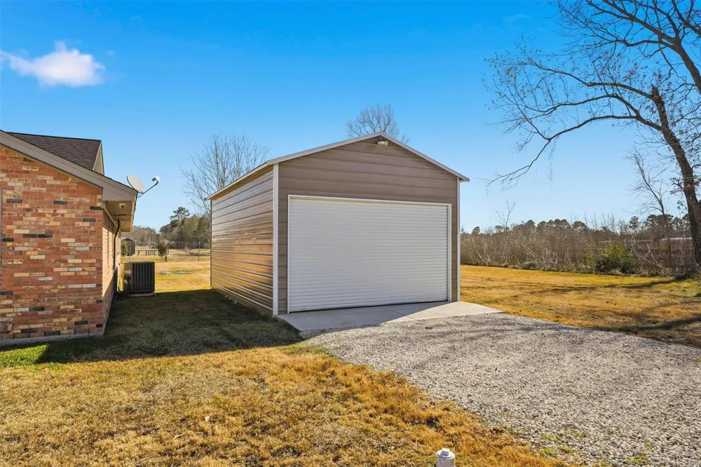 25916 Fm 2100 Road Huffman, TX 77336