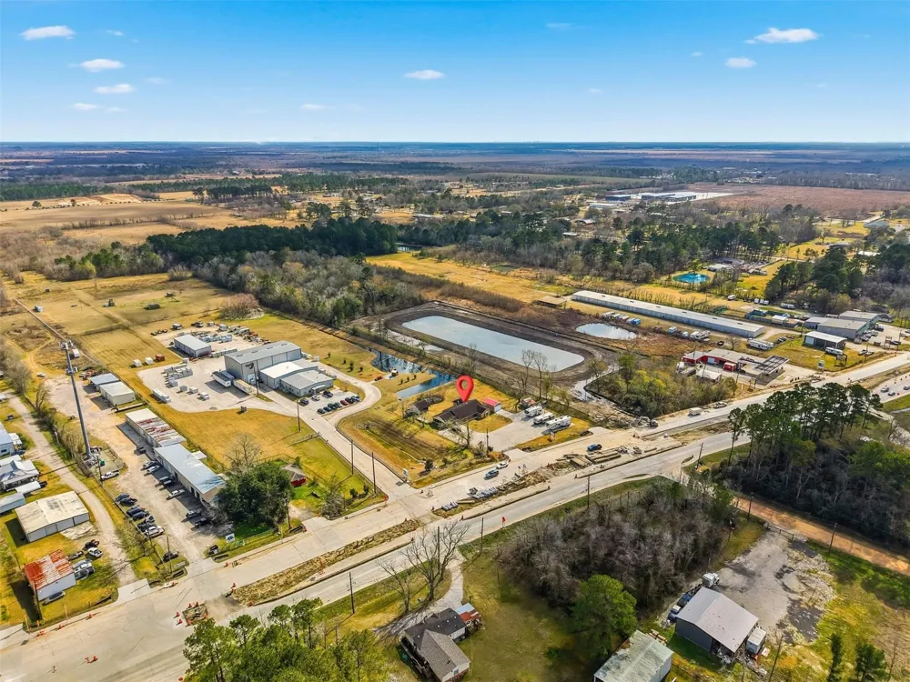 25916 Fm 2100 Road Huffman, TX 77336