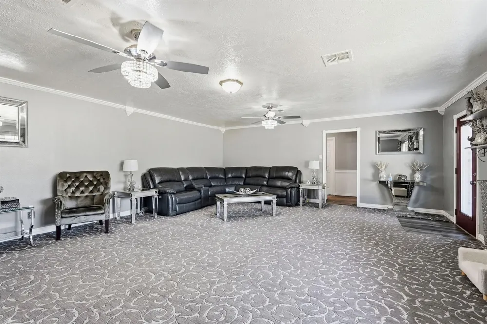 25916 Fm 2100 Road Huffman, TX 77336