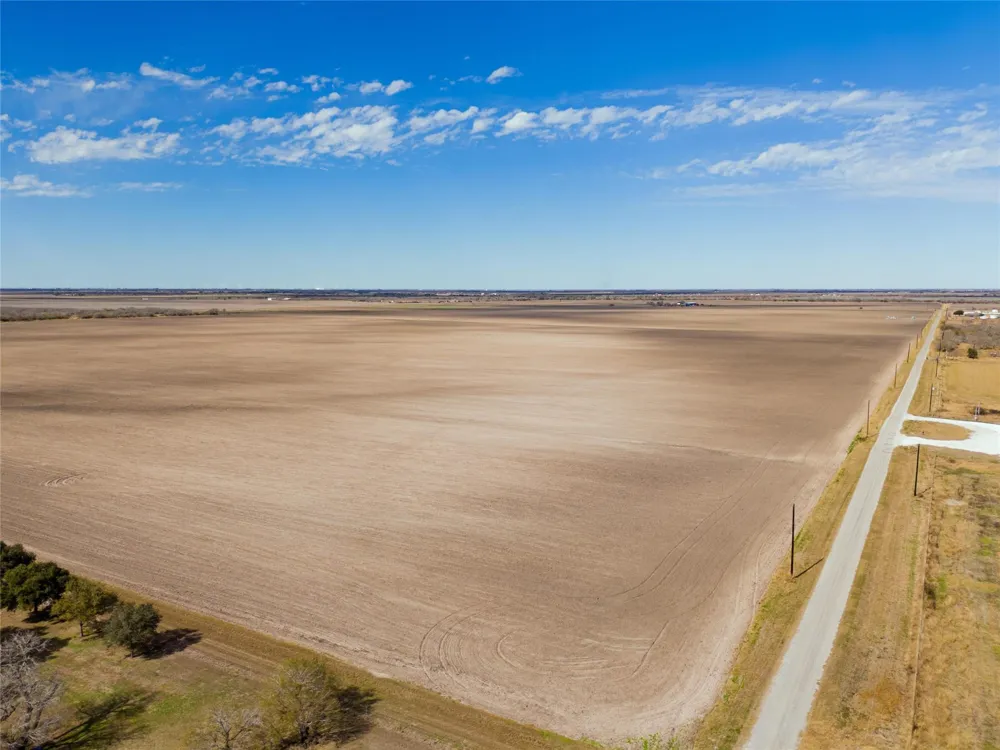 15213 Fm-1945 Sinton, TX 78387