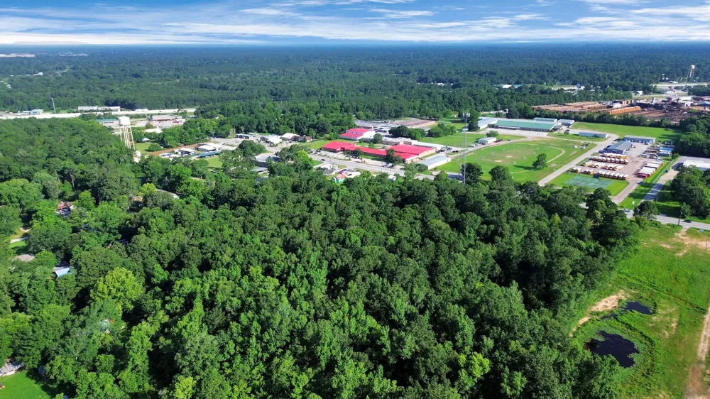 26290 Fm 2090 Road Splendora, TX 77372