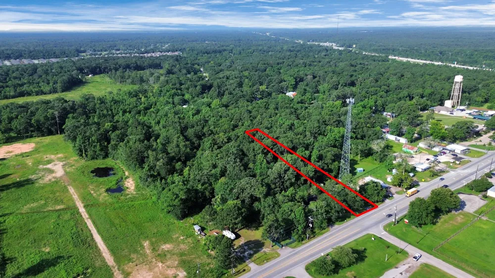 26290 Fm 2090 Road Splendora, TX 77372