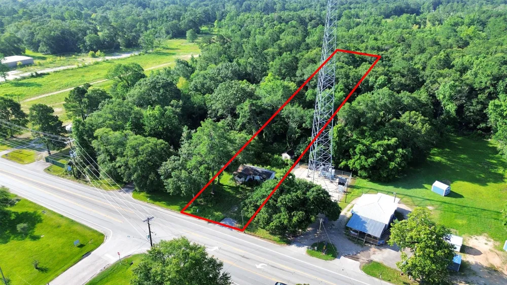 26290 Fm 2090 Road Splendora, TX 77372