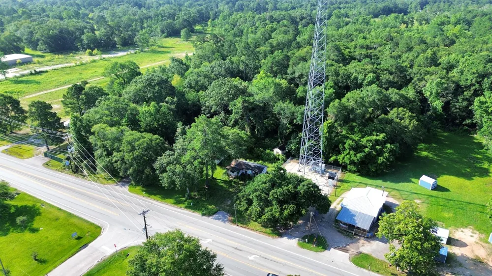 26290 Fm 2090 Road Splendora, TX 77372