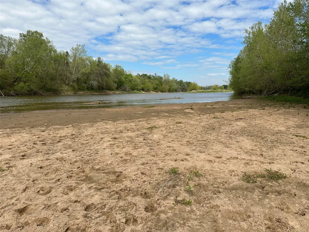 Tbd Alleyton, TX 78935