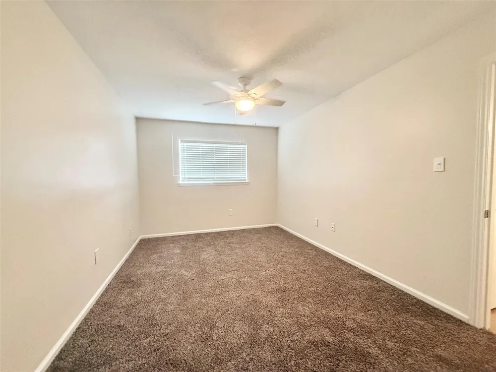 130 Oyster Creek Drive #24 Lake Jackson, TX 77566