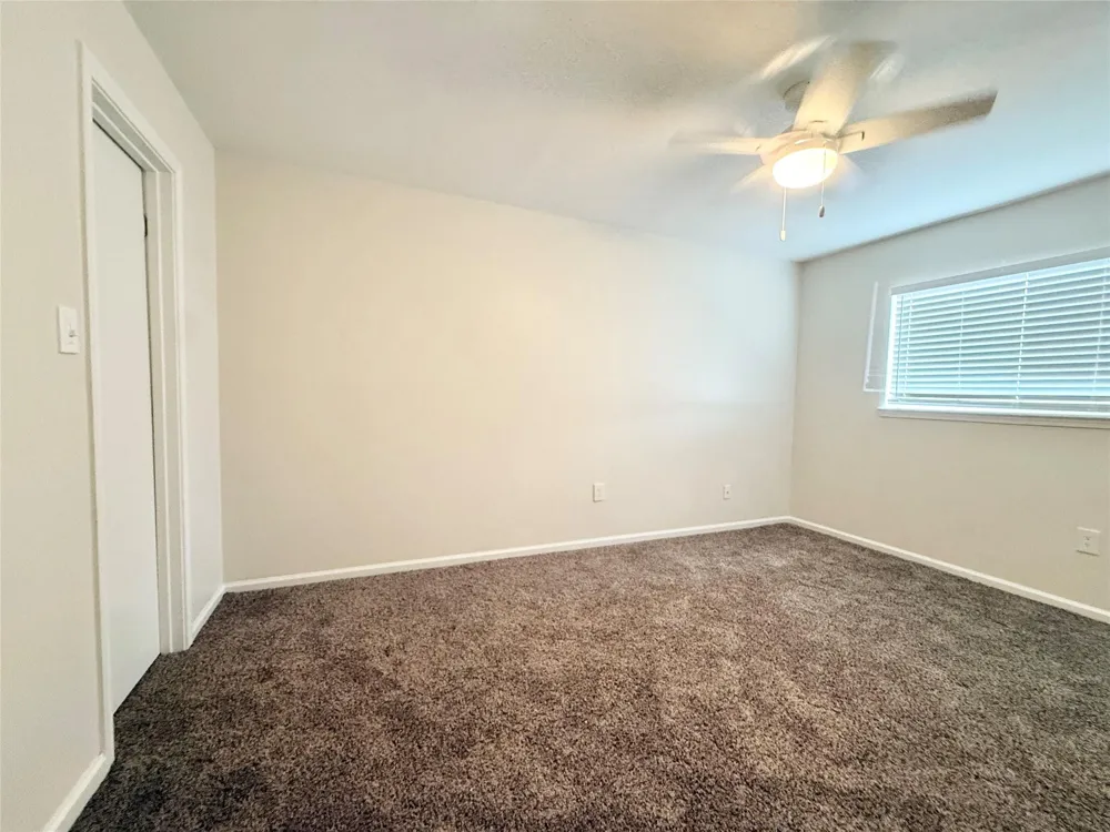 130 Oyster Creek Drive #24 Lake Jackson, TX 77566
