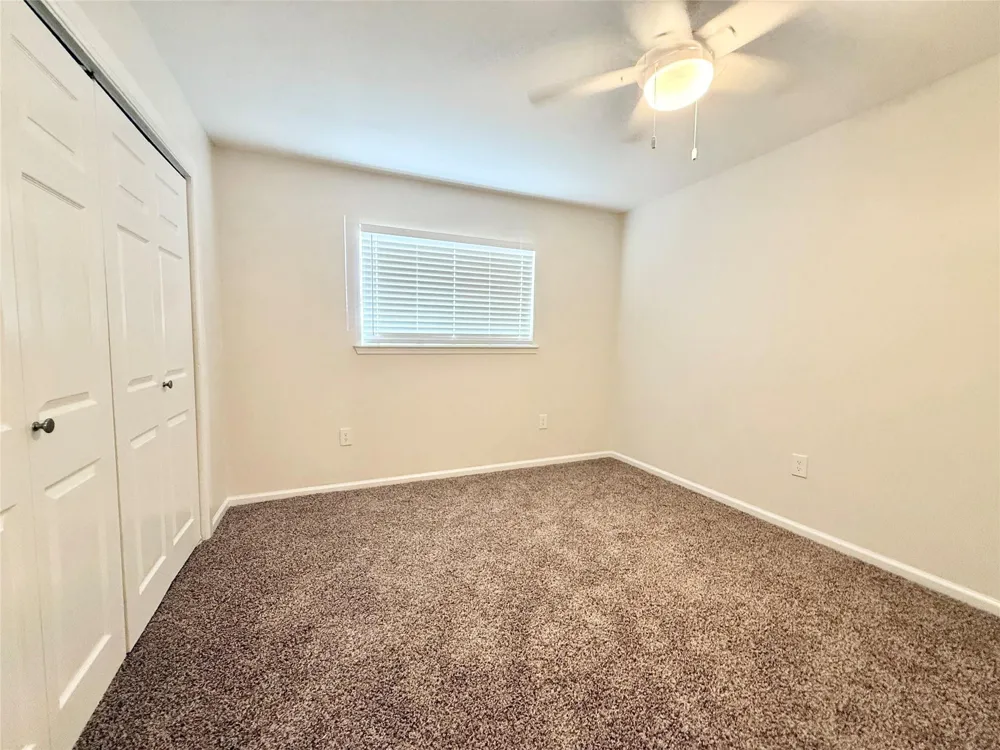 130 Oyster Creek Drive #24 Lake Jackson, TX 77566